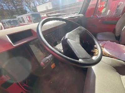 International 4900 Steering Column