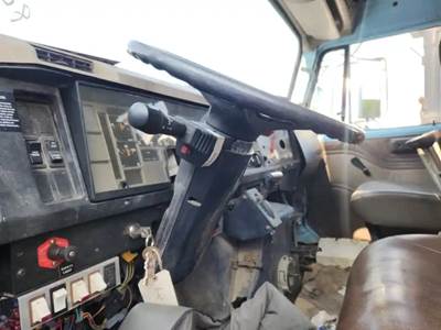 International 4900 Steering Column