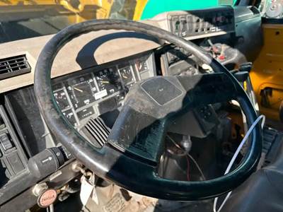 International 4900 Steering Column