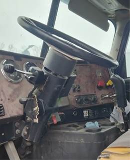 International 9200i Steering Column