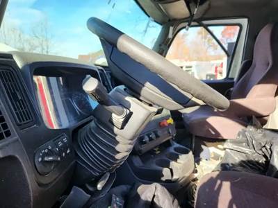 International LT625 Steering Column