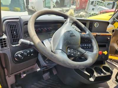 International RH613 Steering Column