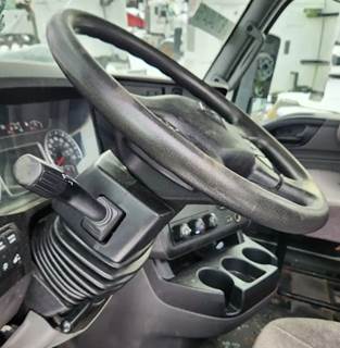 International RH613 Steering Column