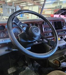 Mack CHN613 Steering Column