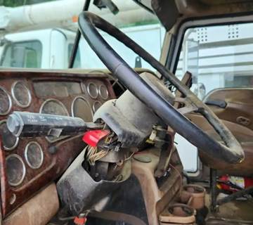Mack Granite CV713 Steering Column for a 2006 Mack CV713 Granite
