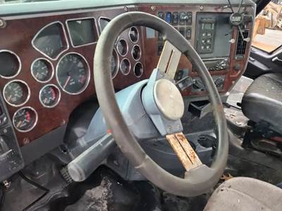 Mack Granite GU713 Steering Column for a 2016 Mack GU713