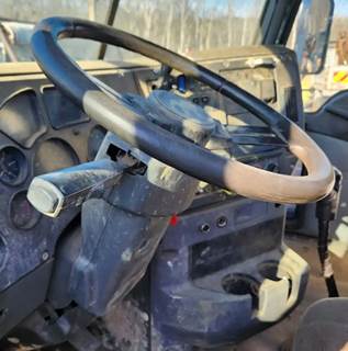 Mack Pinnacle CXU612 Steering Column for a 2009 Mack CXU612