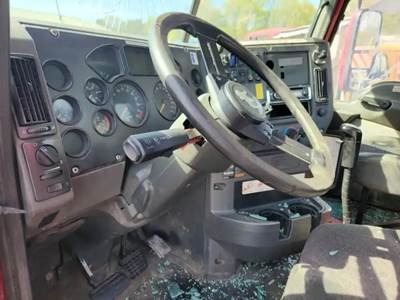 Mack Pinnacle CXU613 Steering Column for a 2015 Mack CXU613