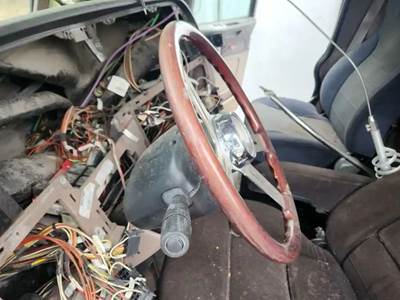 Peterbilt 386 Steering Column