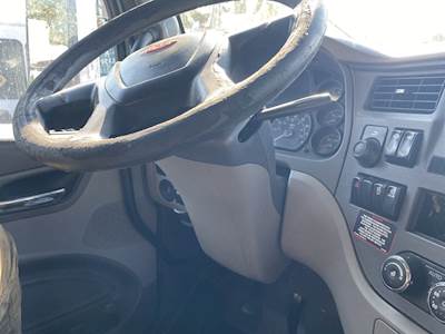 Peterbilt 579 Steering Column