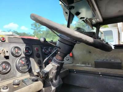 Seagrave Steering Column for a 2006 Seagrave TT06DA