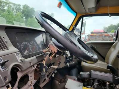 Sterling LT8500 Steering Column