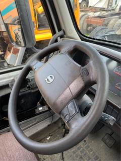 Volvo VNL Steering Column