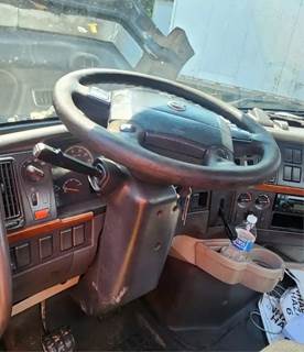 Volvo VNL Steering Column