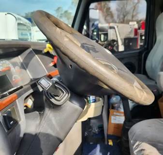 Volvo VNL Steering Column