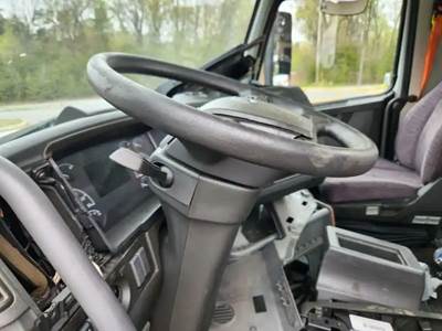 Volvo VNL Steering Column