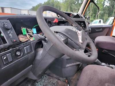 Volvo VNR64T Steering Column