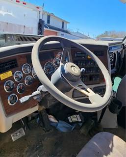 Western Star 4900SA Steering Column for a 2012 Western Star 4900 SA