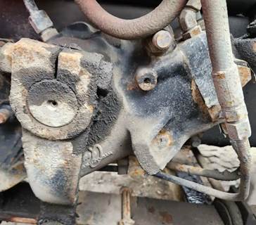 Hydrapower Steering Gear / Rack for a 2000 Sterling L9500