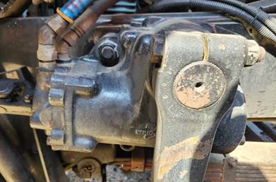 Hydrapower Steering Gear / Rack for a 1998 Pierce Model Tilt Cab