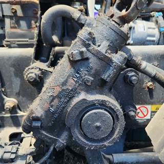 Sheppard M100 Steering Gear / Rack for a 2006 Volvo VNL