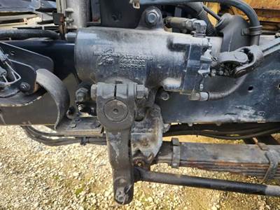 TRW/ROSS Hydrapower Steering Gear / Rack for a 2004 Freightliner FL80