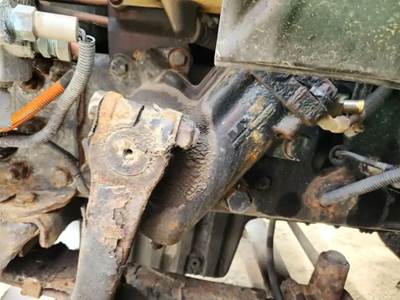 TRW/ROSS Steering Gear / Rack for a 2011 Freightliner Cascadia 113