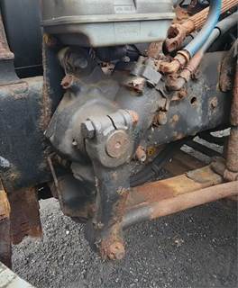 TRW/ROSS Steering Gear / Rack for a 2006 Freightliner M2 106