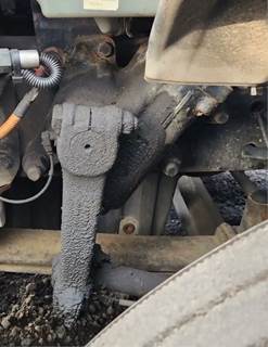 TRW/ROSS Steering Gear / Rack for a 2014 Freightliner Cascadia 113