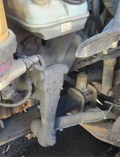 TRW/ROSS Steering Gear / Rack for a 2012 Freightliner Cascadia 113