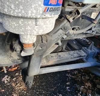 TRW/ROSS Steering Gear / Rack for a 2020 Freightliner Cascadia 126