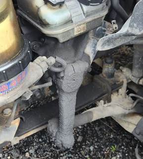 TRW/ROSS Steering Gear / Rack for a 2014 Freightliner Cascadia 113