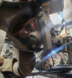 TRW/ROSS Steering Gear / Rack for a 2019 Freightliner Cascadia 126