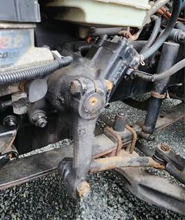 TRW/ROSS Steering Gear / Rack for a 2016 Freightliner Cascadia 125