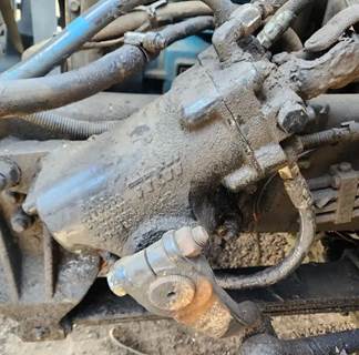 TRW/ROSS Steering Gear / Rack for a 2002 Sterling L9500