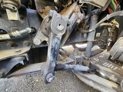 TRW/ROSS Steering Gear / Rack for a 2017 Freightliner Cascadia 113