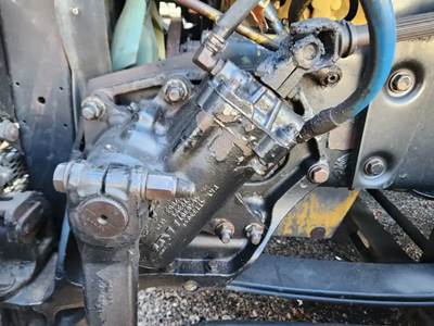 TRW/ROSS Steering Gear / Rack for a 2007 Kenworth T600
