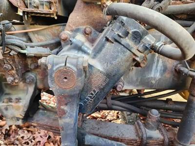 TRW/ROSS Steering Gear / Rack for a 2007 Sterling LT8500
