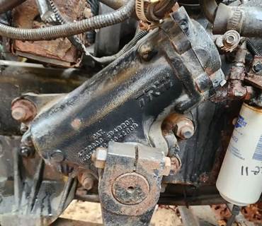 TRW/ROSS Steering Gear / Rack for a 2001 Sterling L7500