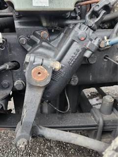 TRW/ROSS Steering Gear / Rack for a 2015 Freightliner Cascadia 125