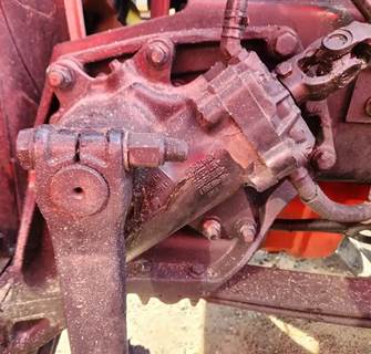 TRW/ROSS Steering Gear / Rack for a 2012 Kenworth T660