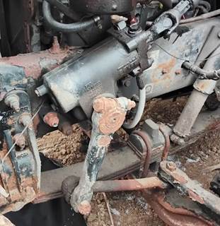 TRW/ROSS Steering Gear / Rack for a 2012 Peterbilt 348