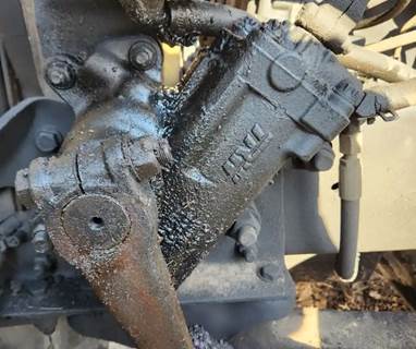 TRW/ROSS Steering Gear / Rack for a 2007 Freightliner ST120