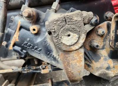 TRW/ROSS Steering Gear / Rack for a 2000 Sterling L9500