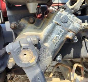 TRW/ROSS Steering Gear / Rack for a 2016 Freightliner Cascadia 113