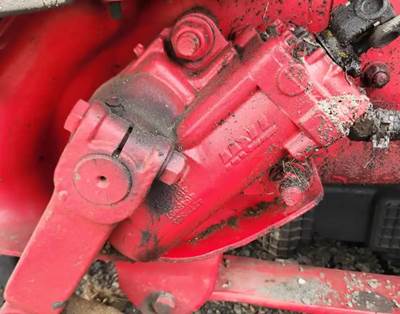 TRW/ROSS Steering Gear / Rack for a 2024 Freightliner Cascadia 126