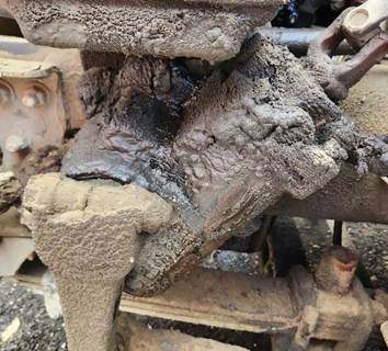 TRW/ROSS Steering Gear / Rack for a 2012 Freightliner Cascadia 125