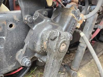 TRW/ROSS Steering Gear / Rack for a 2018 Freightliner M2 106