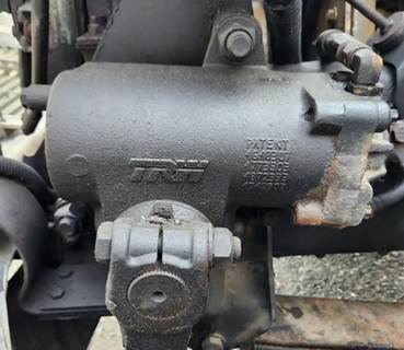 TRW/ROSS Steering Gear / Rack for a 2001 Freightliner FL70