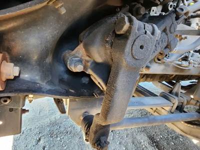 TRW/ROSS Steering Gear / Rack for a 2019 Freightliner Cascadia 126